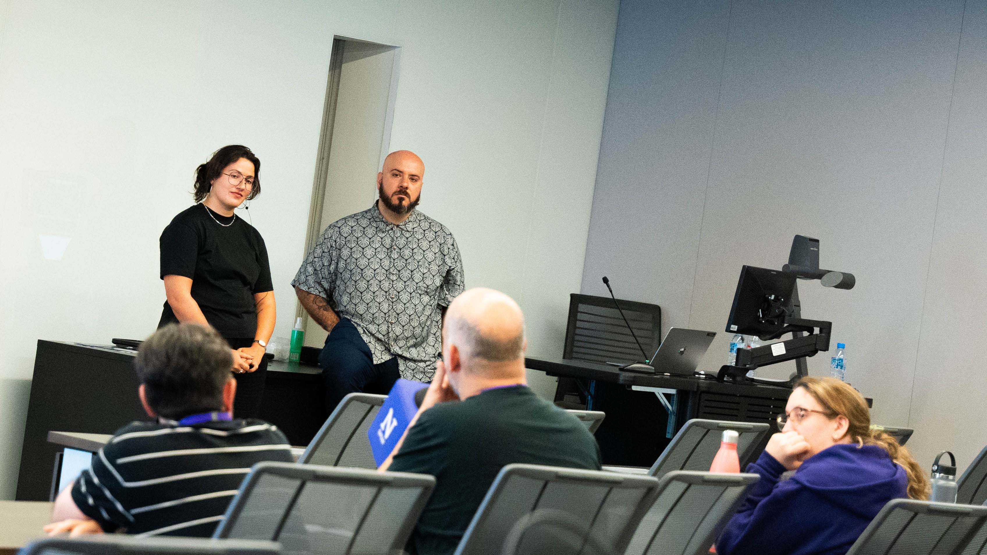 Lexi Parra and Pablo Albarenga share insights into their work with the Pulitzer Center during a community talk.