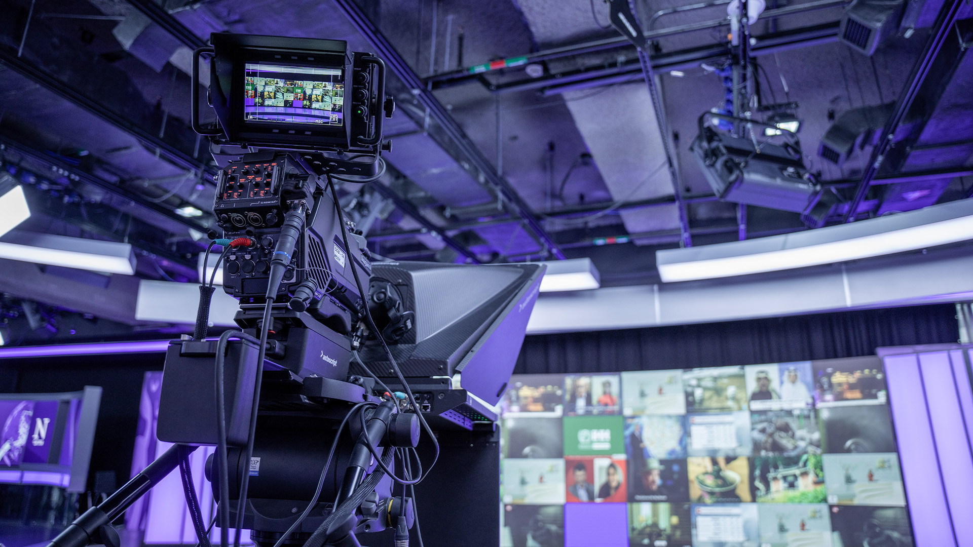 Northwestern Qatar advances its broadcast and newsroom facilities with cutting-edge 4K technology, preparing students for the future of media while championing sustainability.